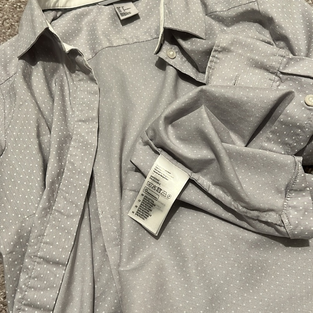 H&M button down shirt - Picture 5 of 5